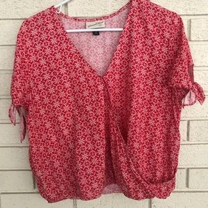 NWOT floral blouse